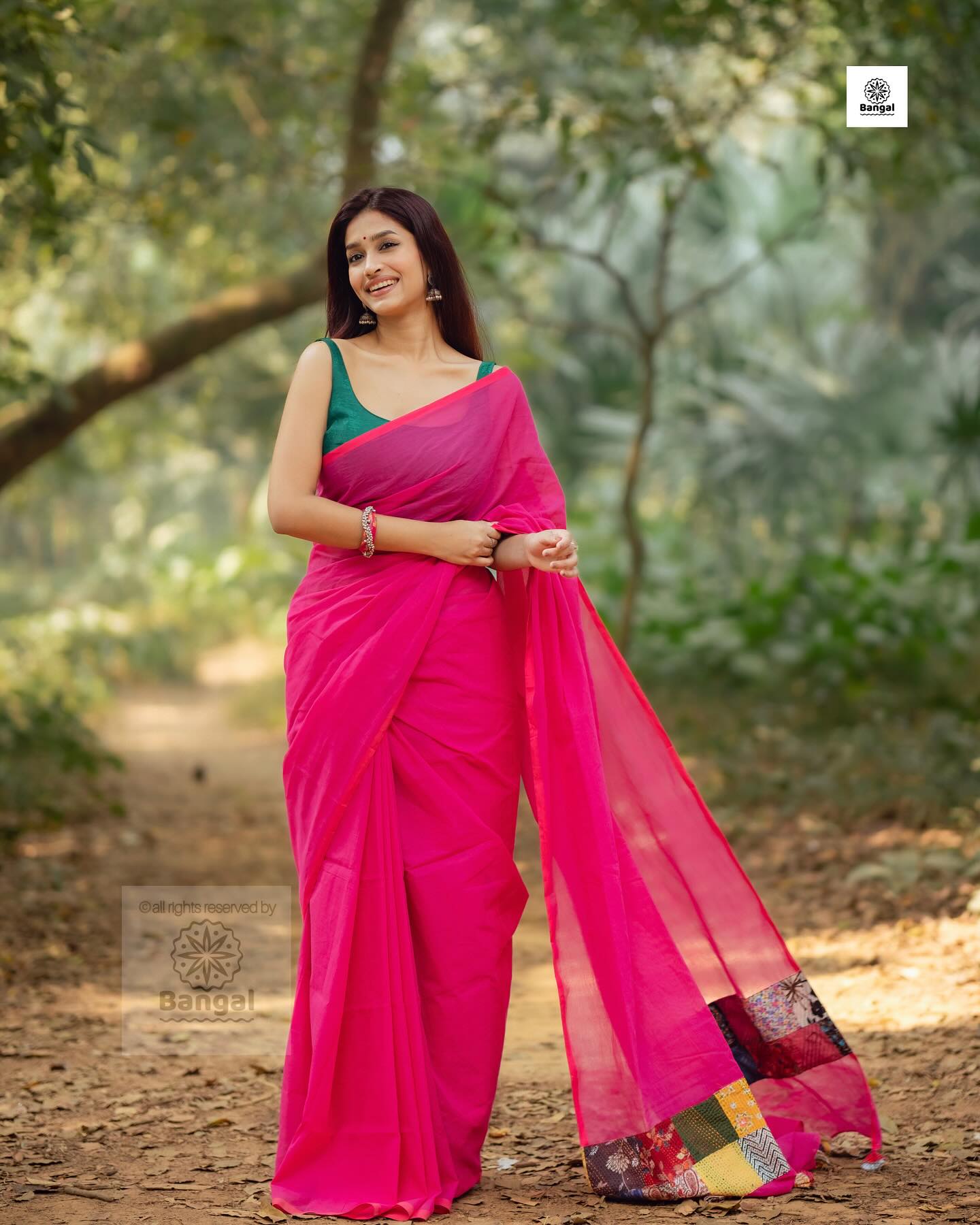 Soi (pink)